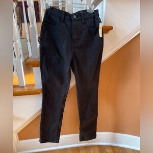 Anthropologie NWT SZ 26 Pilcro black jeans, cropped ankle, super cute!